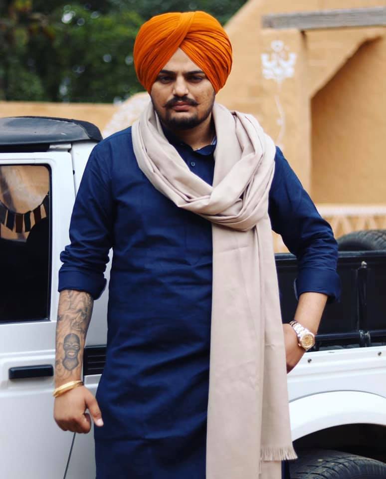 Biography of sidhu moose wala,his family and career,photos