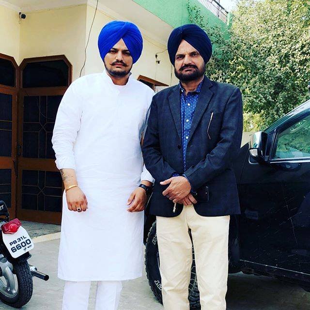 Biography of sidhu moose wala,his family and career and his father