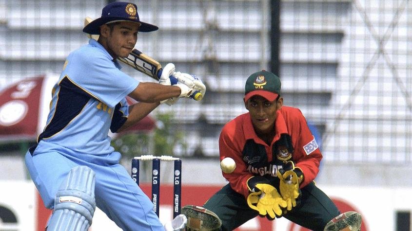 Shikhar Dhawan biography, left handed batsman.India team, match,under 19 match