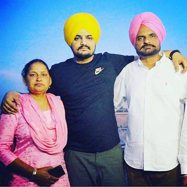 Biography of sidhu moose wala,with his father and mother